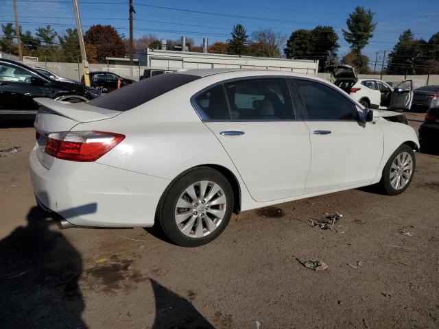 Photo 2 VIN: 1HGCR2F84FA121064 - HONDA ACCORD EXL 