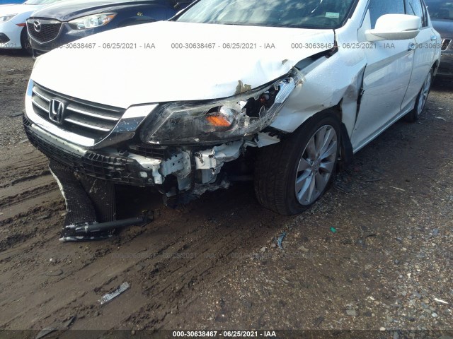 Photo 5 VIN: 1HGCR2F84FA225439 - HONDA ACCORD SEDAN 