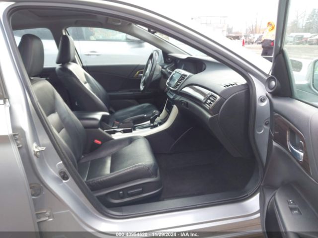 Photo 4 VIN: 1HGCR2F84GA056041 - HONDA ACCORD 