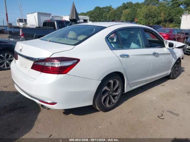 Photo 3 VIN: 1HGCR2F84GA086947 - HONDA ACCORD 