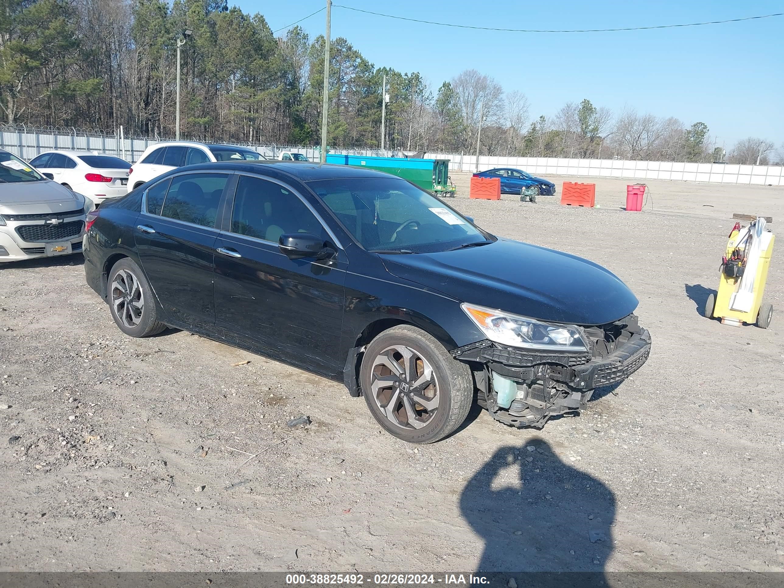 Photo 0 VIN: 1HGCR2F84GA123012 - HONDA ACCORD 