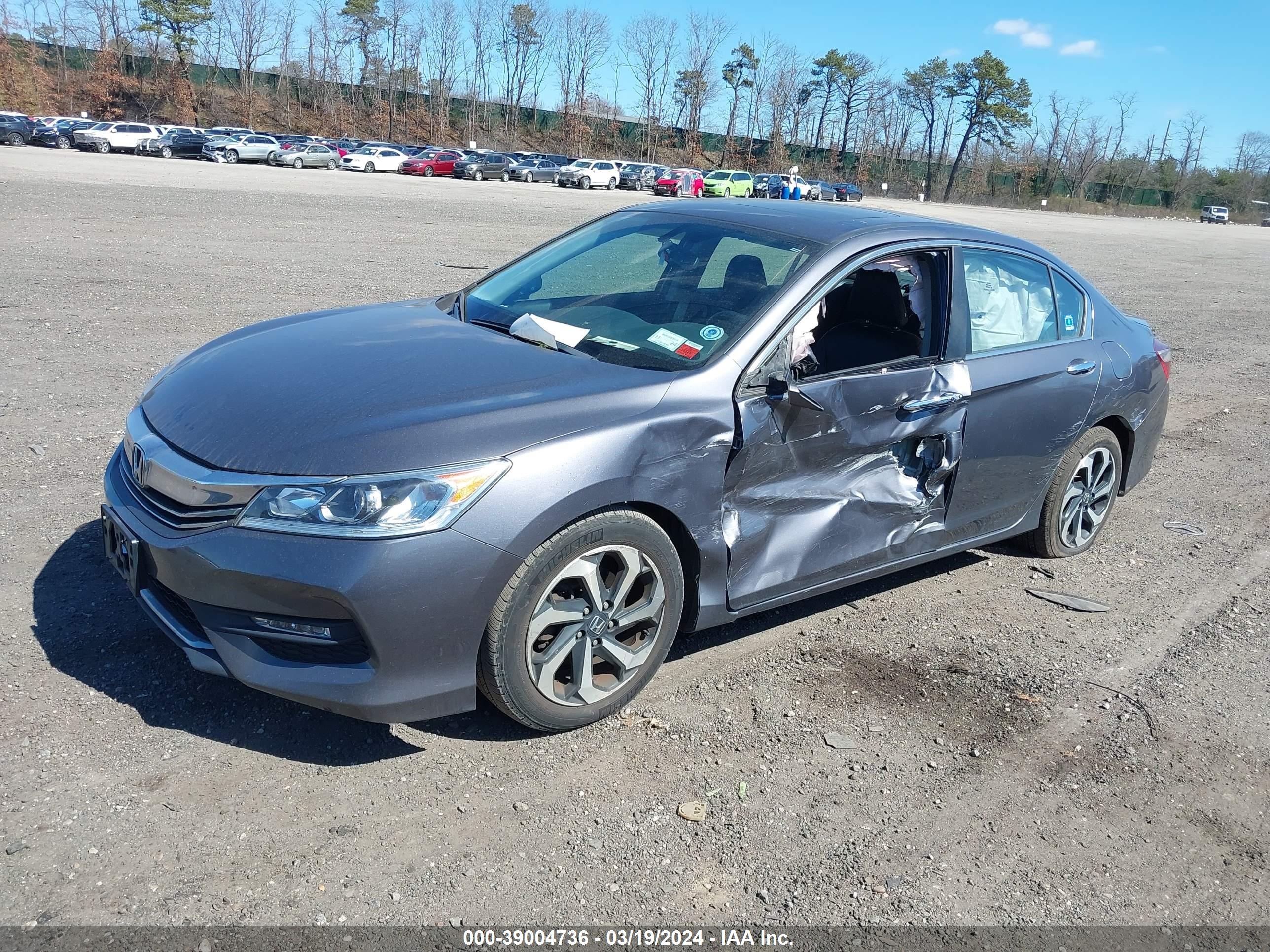 Photo 1 VIN: 1HGCR2F84GA149626 - HONDA ACCORD 