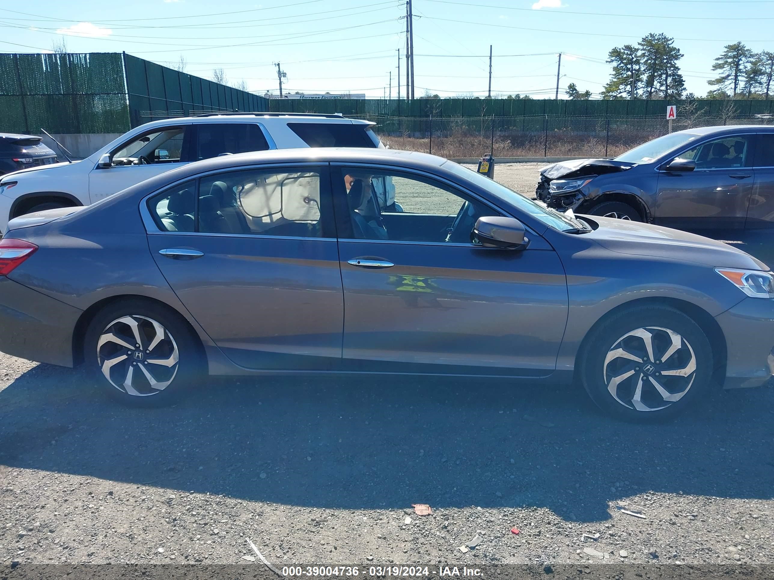 Photo 12 VIN: 1HGCR2F84GA149626 - HONDA ACCORD 