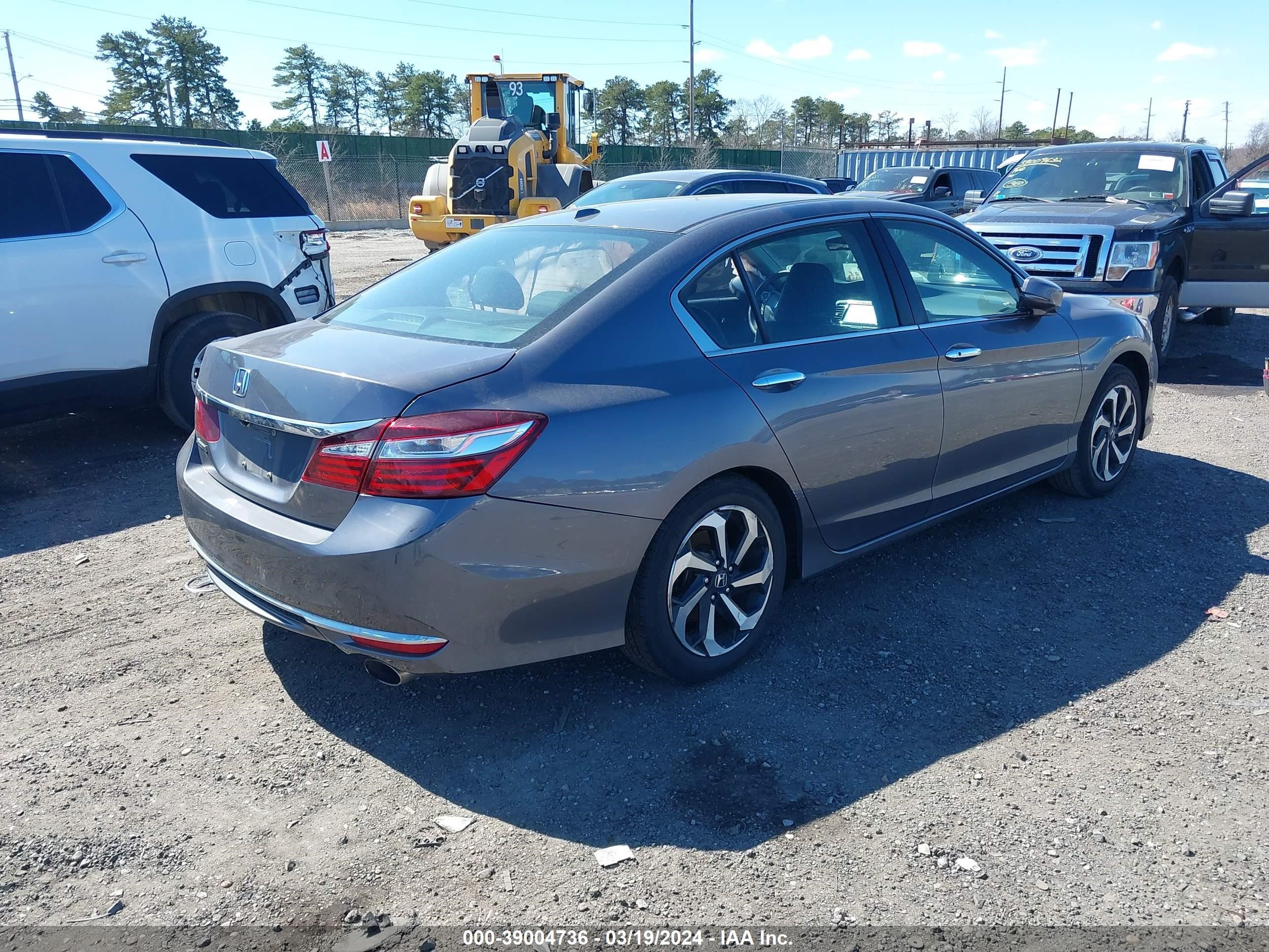 Photo 3 VIN: 1HGCR2F84GA149626 - HONDA ACCORD 