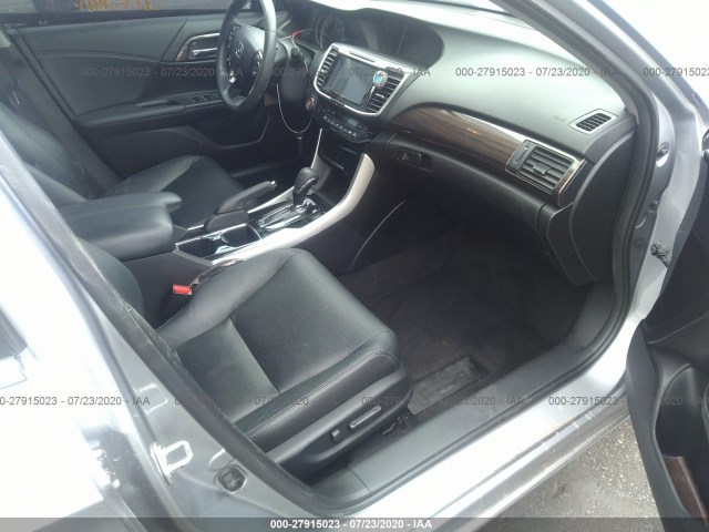 Photo 4 VIN: 1HGCR2F84HA021209 - HONDA ACCORD SEDAN 