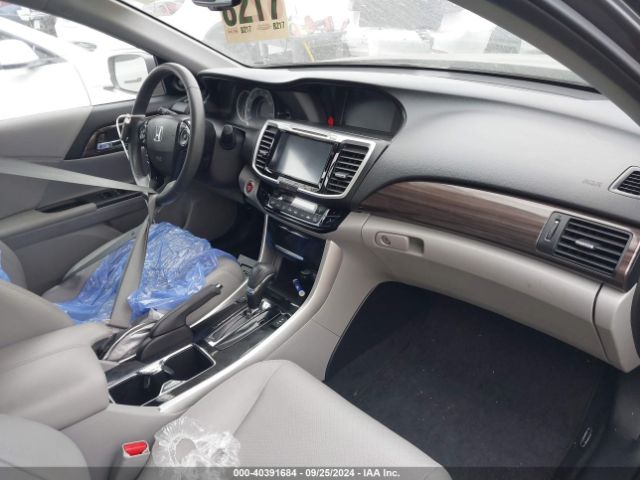 Photo 4 VIN: 1HGCR2F84HA069406 - HONDA ACCORD 