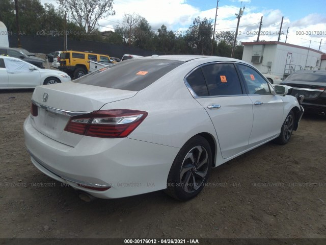 Photo 3 VIN: 1HGCR2F84HA109161 - HONDA ACCORD SEDAN 