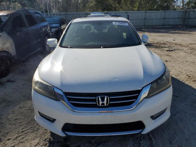 Photo 4 VIN: 1HGCR2F85DA201731 - HONDA ACCORD 