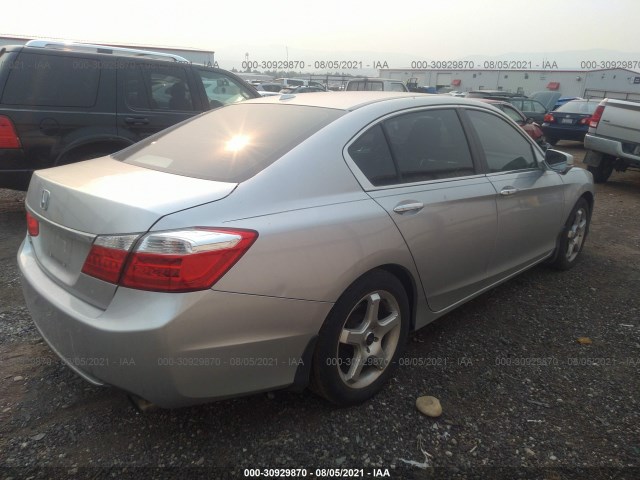 Photo 3 VIN: 1HGCR2F85DA223762 - HONDA ACCORD SDN 