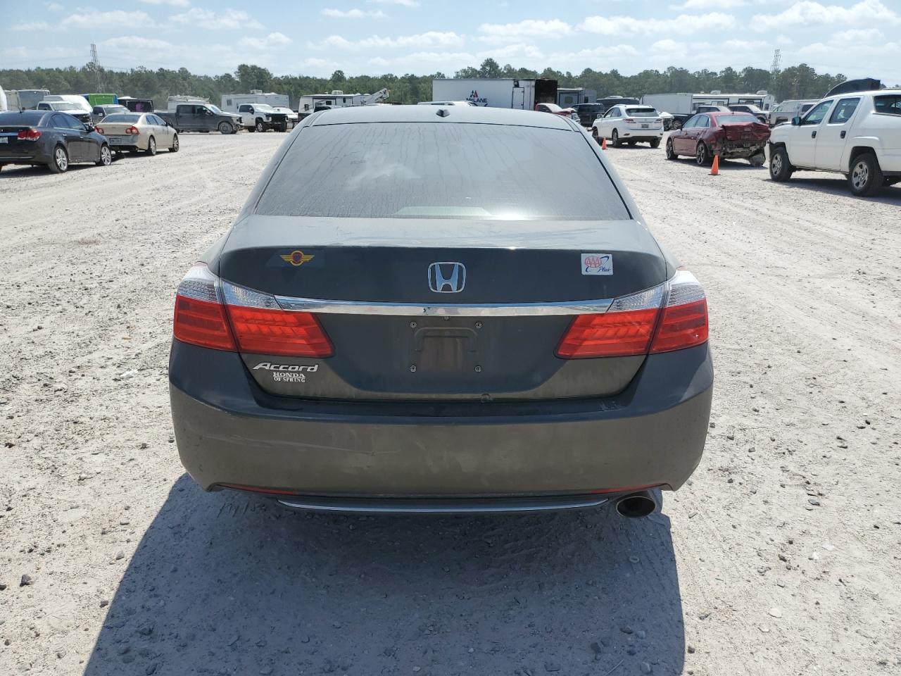 Photo 5 VIN: 1HGCR2F85EA031288 - HONDA ACCORD 