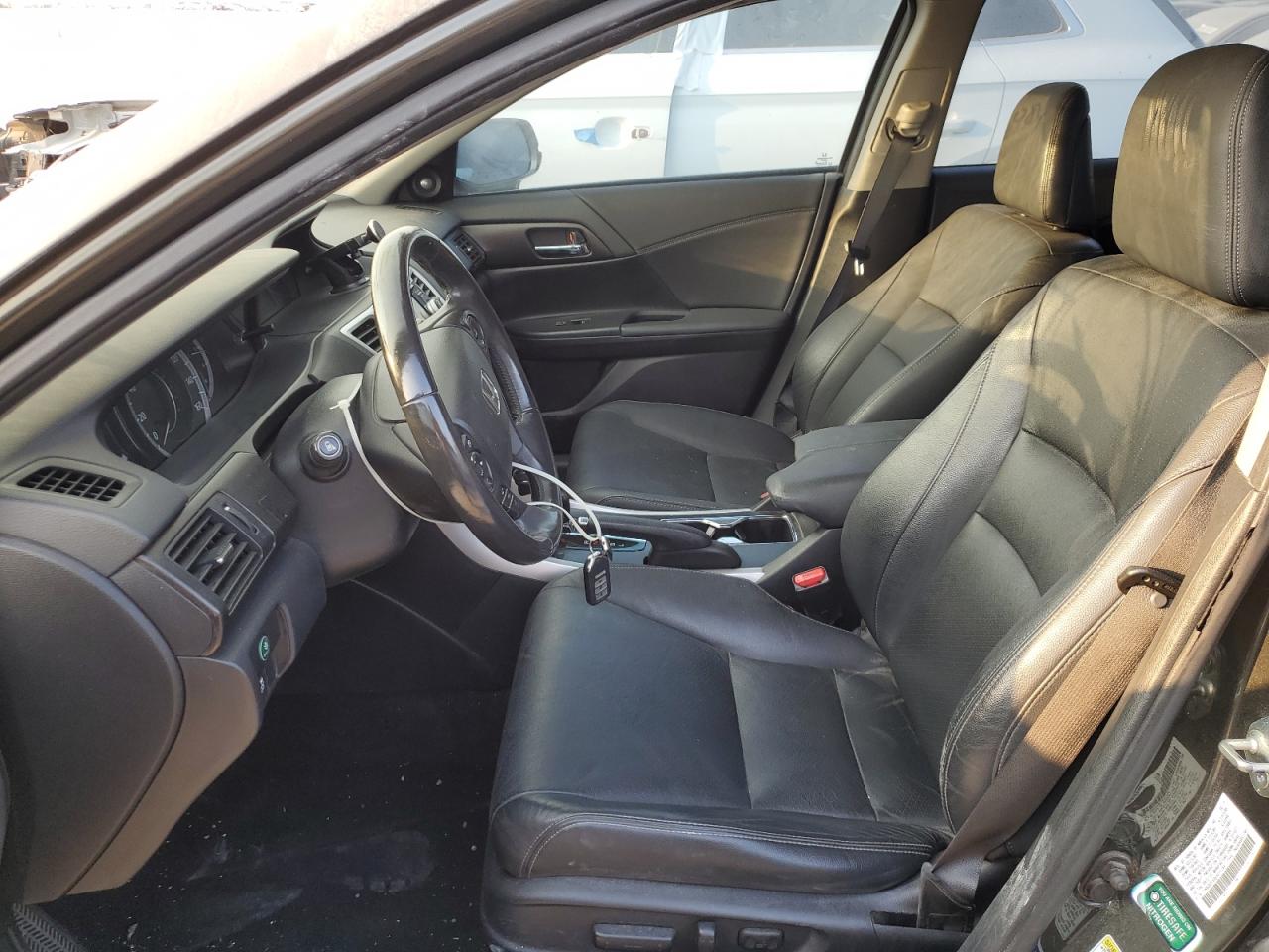 Photo 6 VIN: 1HGCR2F85EA031288 - HONDA ACCORD 