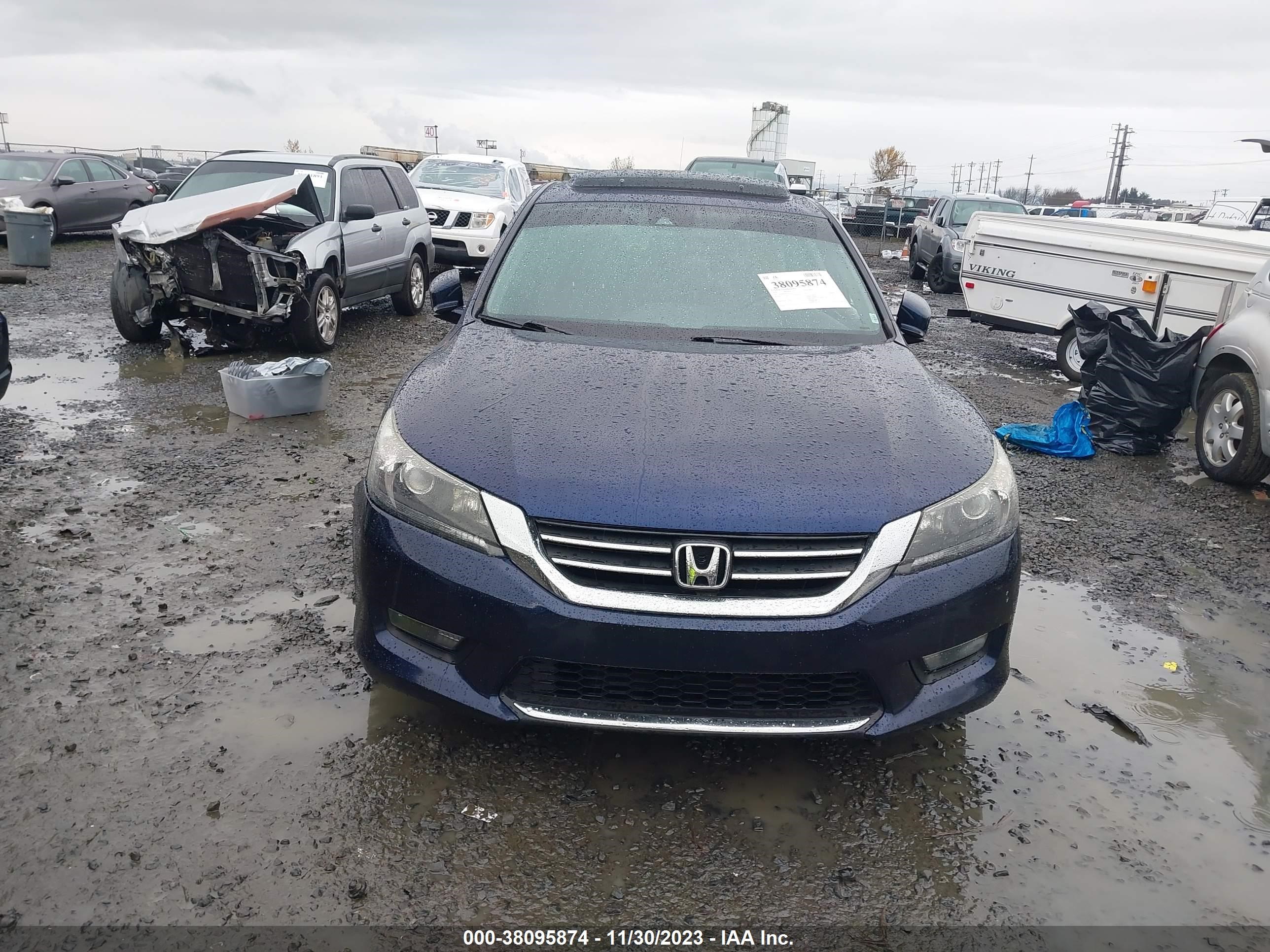 Photo 11 VIN: 1HGCR2F85EA152144 - HONDA ACCORD 