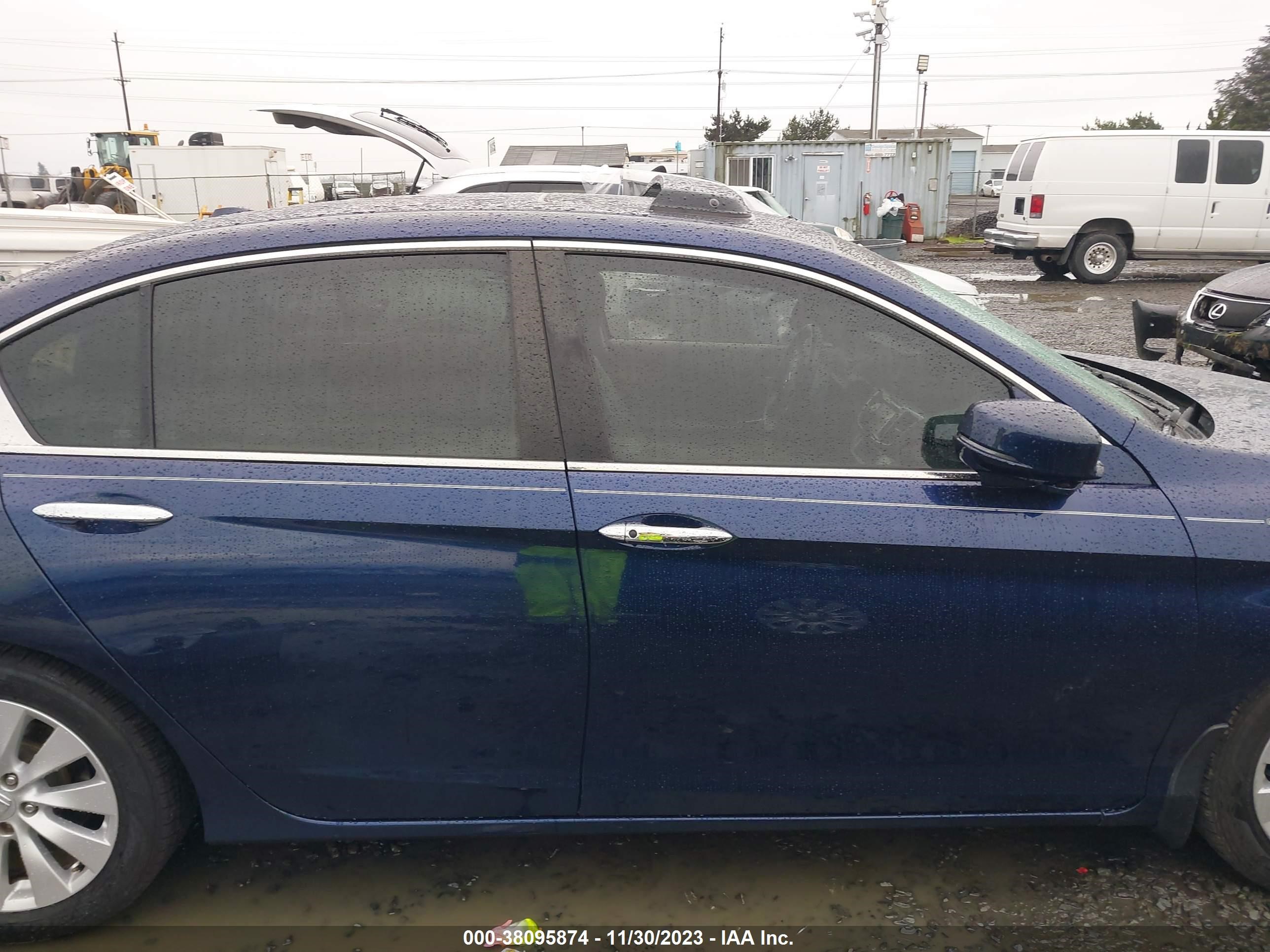 Photo 12 VIN: 1HGCR2F85EA152144 - HONDA ACCORD 