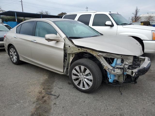 Photo 3 VIN: 1HGCR2F85EA237632 - HONDA ACCORD 