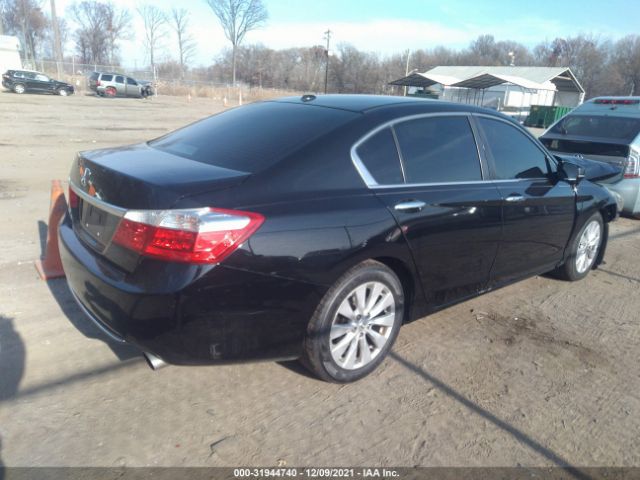 Photo 3 VIN: 1HGCR2F85EA302186 - HONDA ACCORD SEDAN 