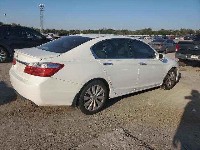 Photo 2 VIN: 1HGCR2F85FA015545 - HONDA ACCORD EXL 