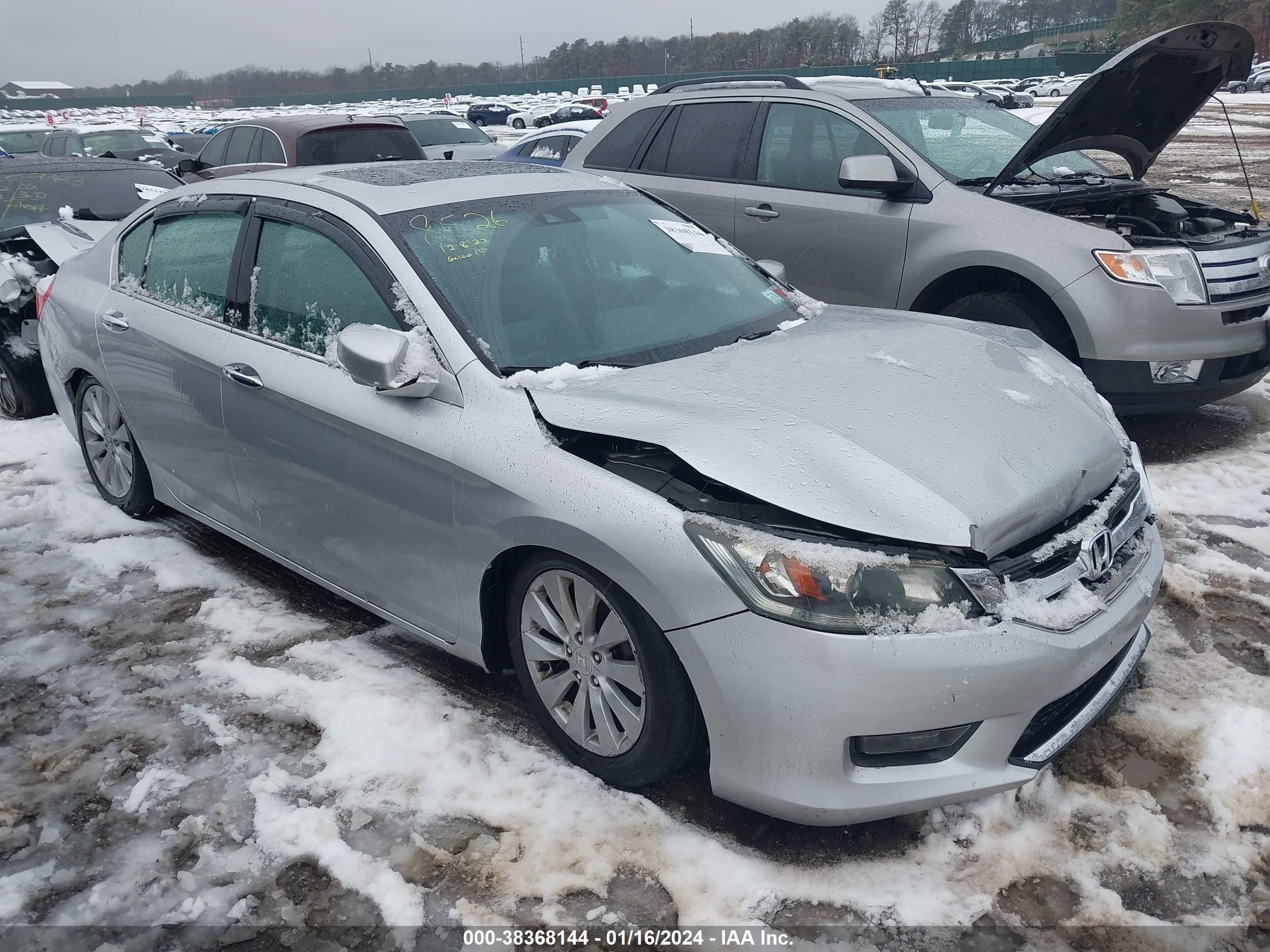 Photo 0 VIN: 1HGCR2F85FA015786 - HONDA ACCORD 