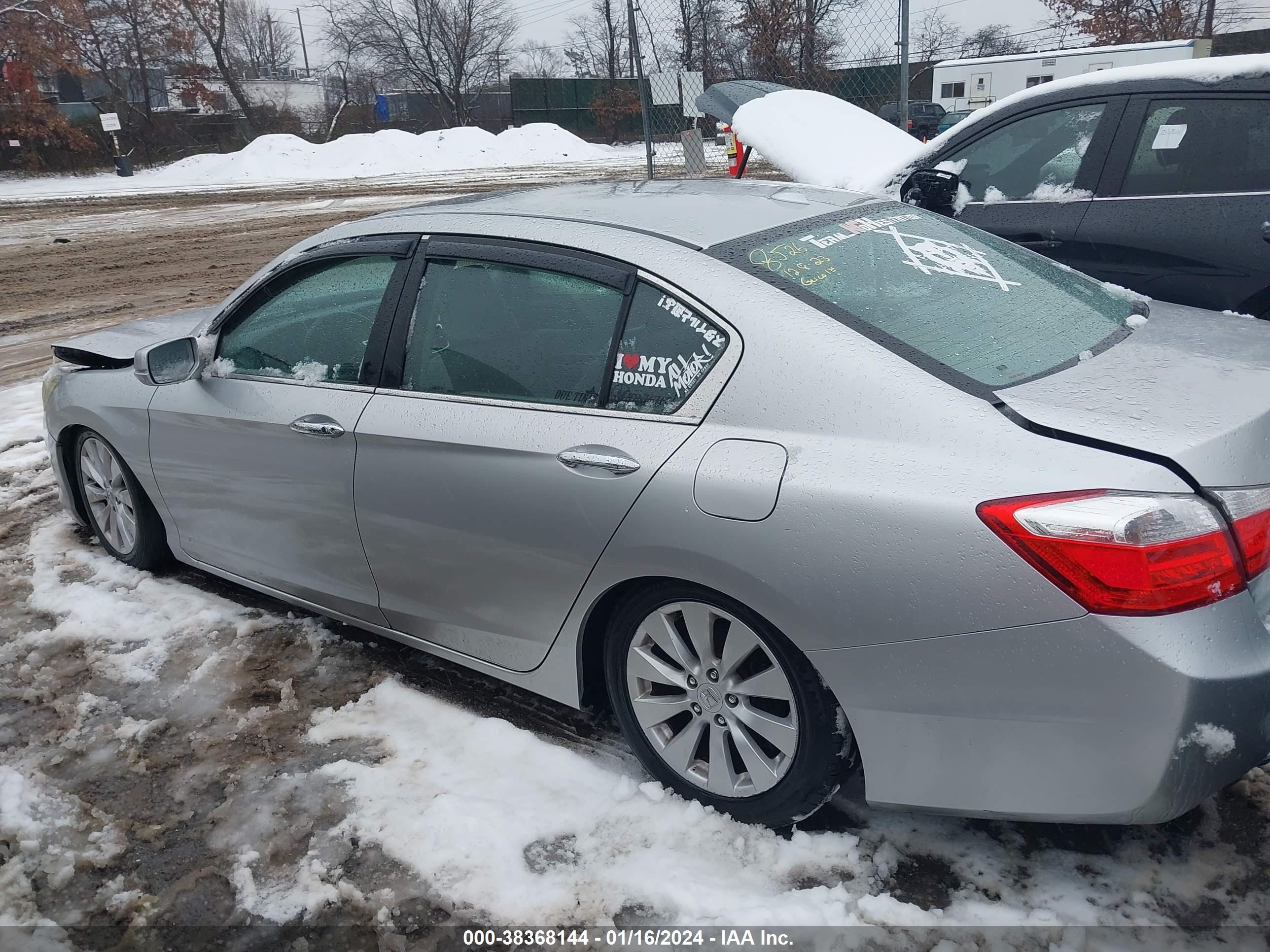 Photo 13 VIN: 1HGCR2F85FA015786 - HONDA ACCORD 