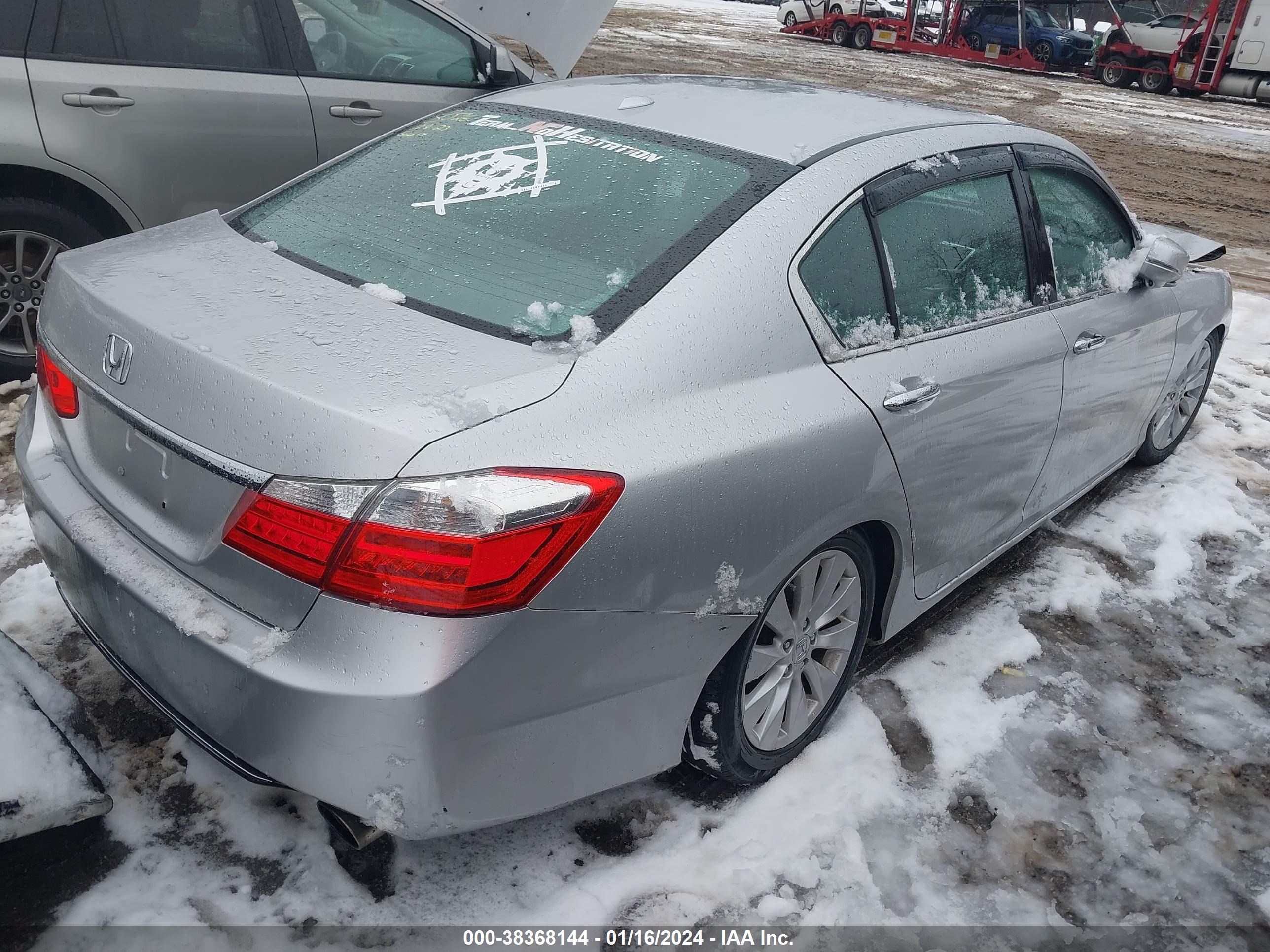 Photo 3 VIN: 1HGCR2F85FA015786 - HONDA ACCORD 