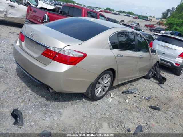 Photo 3 VIN: 1HGCR2F85FA025895 - HONDA ACCORD 