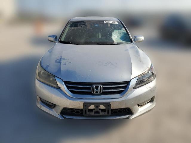 Photo 4 VIN: 1HGCR2F85FA033818 - HONDA ACCORD 