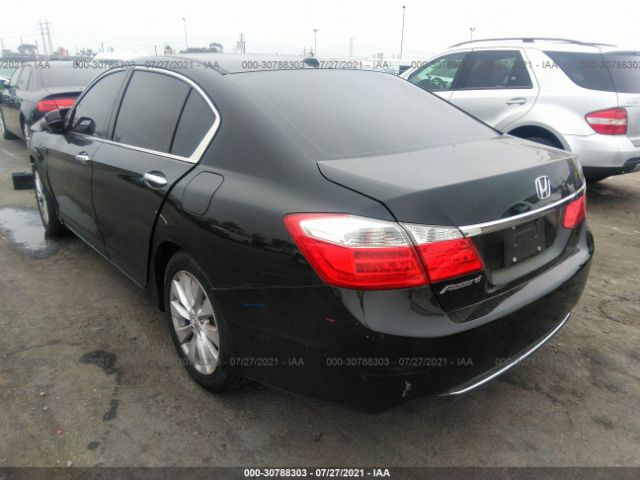 Photo 2 VIN: 1HGCR2F85FA060887 - HONDA ACCORD SEDAN 