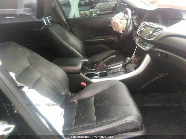 Photo 4 VIN: 1HGCR2F85FA060887 - HONDA ACCORD SEDAN 