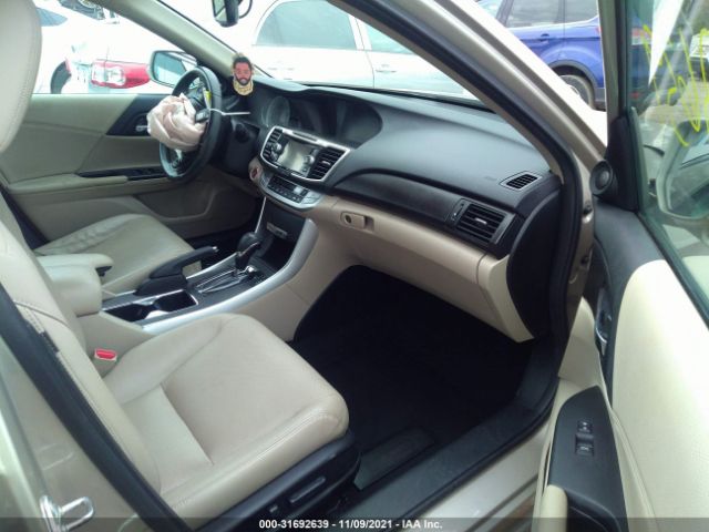 Photo 4 VIN: 1HGCR2F85FA078595 - HONDA ACCORD SEDAN 