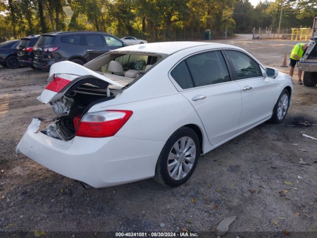 Photo 3 VIN: 1HGCR2F85FA127407 - HONDA ACCORD 