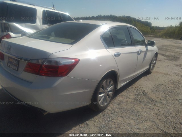 Photo 3 VIN: 1HGCR2F85FA129898 - HONDA ACCORD SEDAN 