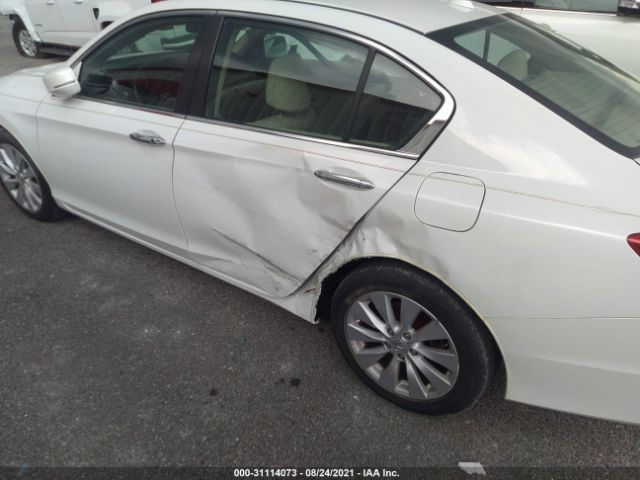 Photo 5 VIN: 1HGCR2F85FA129898 - HONDA ACCORD SEDAN 