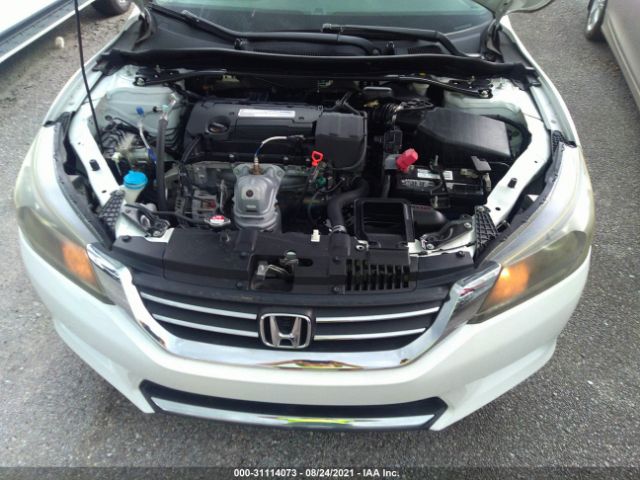 Photo 9 VIN: 1HGCR2F85FA129898 - HONDA ACCORD SEDAN 