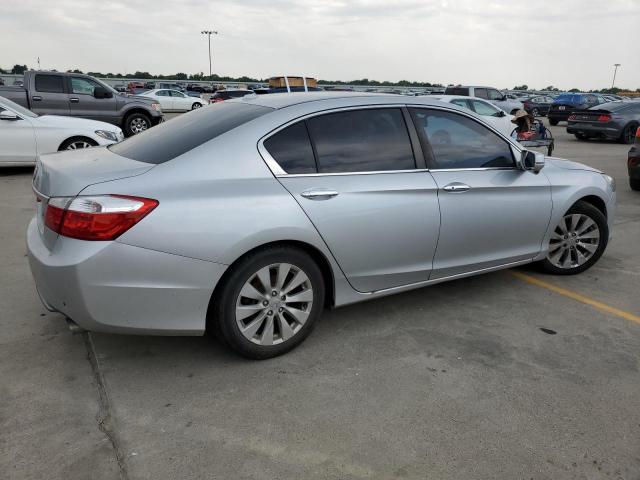 Photo 2 VIN: 1HGCR2F85FA182939 - HONDA ACCORD 