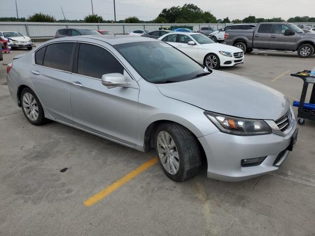 Photo 3 VIN: 1HGCR2F85FA182939 - HONDA ACCORD 