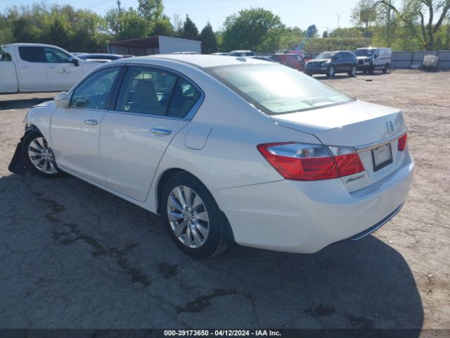 Photo 2 VIN: 1HGCR2F85FA261673 - HONDA ACCORD 