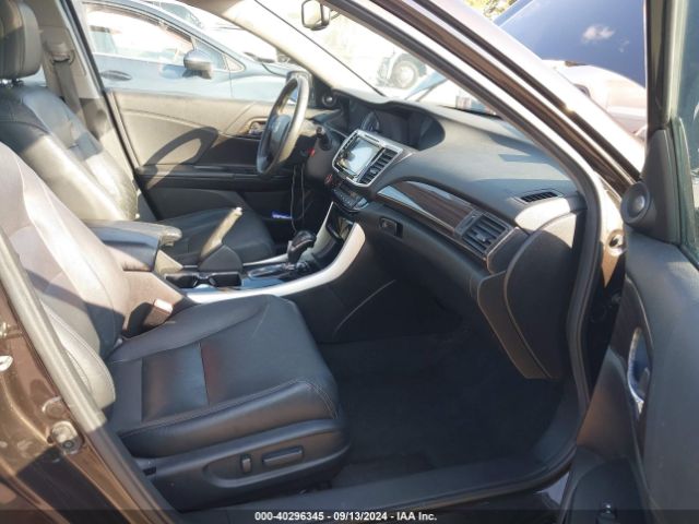 Photo 4 VIN: 1HGCR2F85GA052256 - HONDA ACCORD 