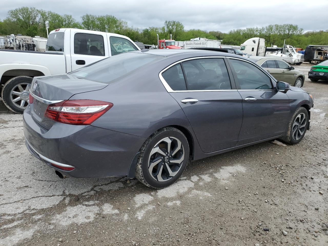 Photo 2 VIN: 1HGCR2F85GA055092 - HONDA ACCORD 