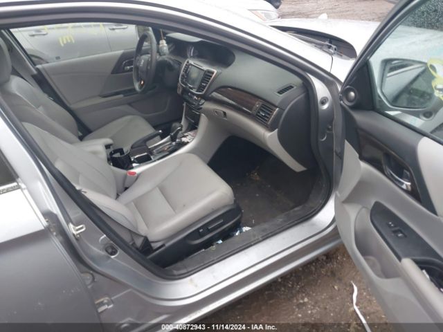 Photo 4 VIN: 1HGCR2F85HA063484 - HONDA ACCORD 