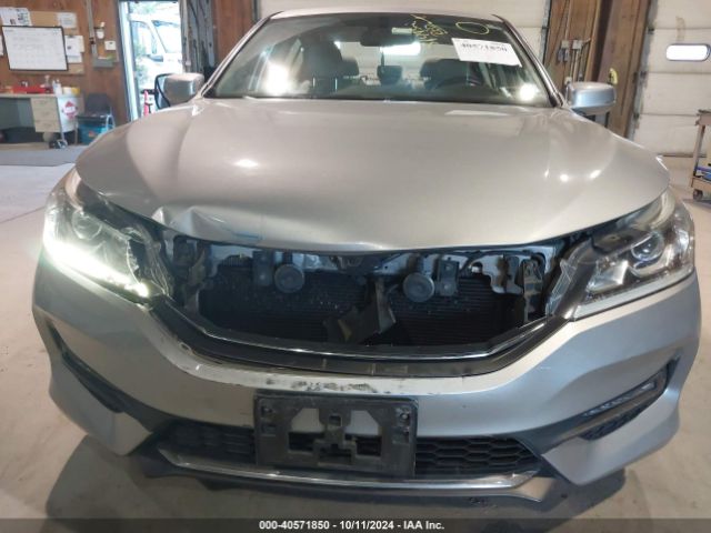 Photo 5 VIN: 1HGCR2F85HA206059 - HONDA ACCORD 