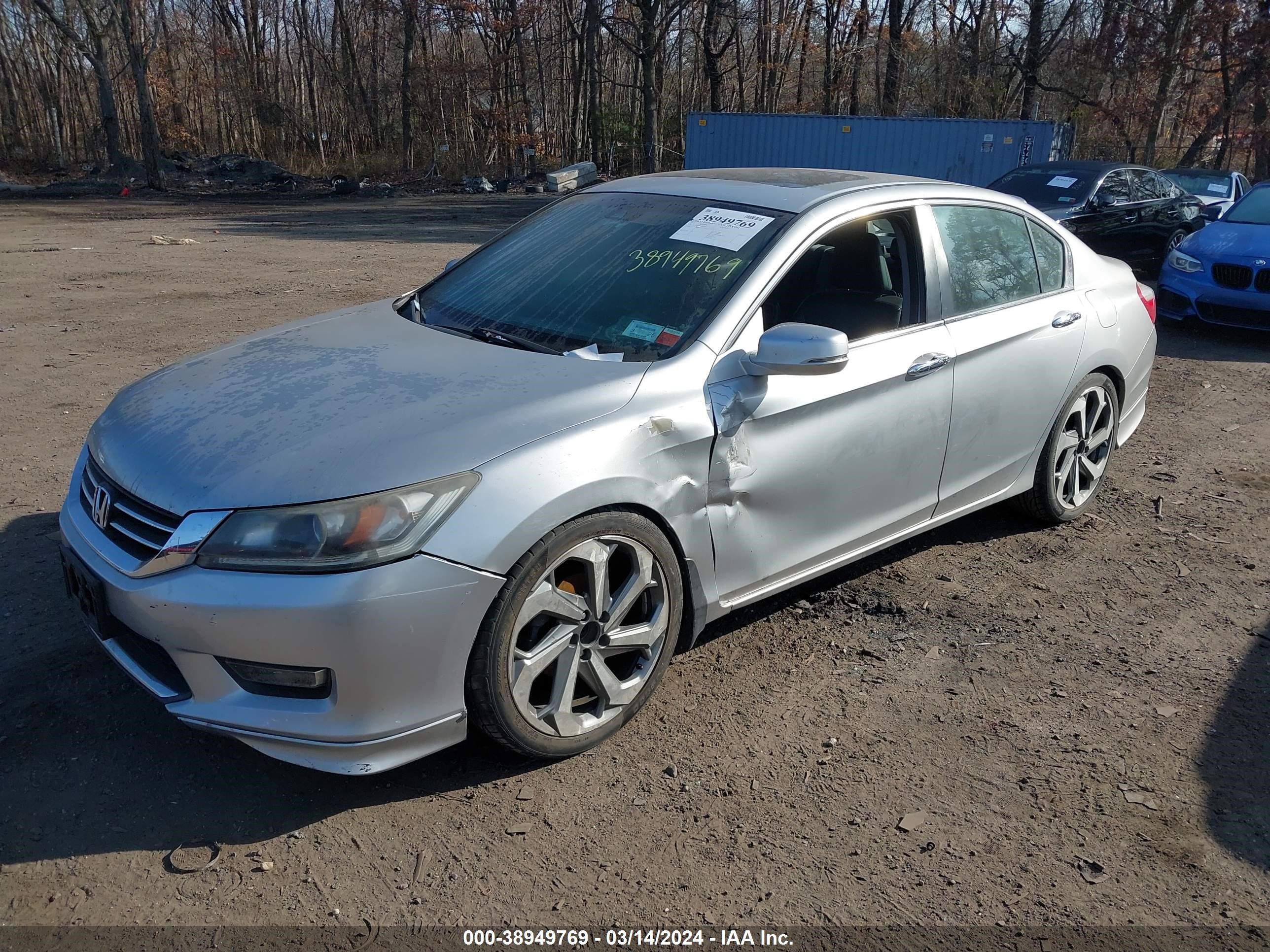 Photo 1 VIN: 1HGCR2F86DA016846 - HONDA ACCORD 