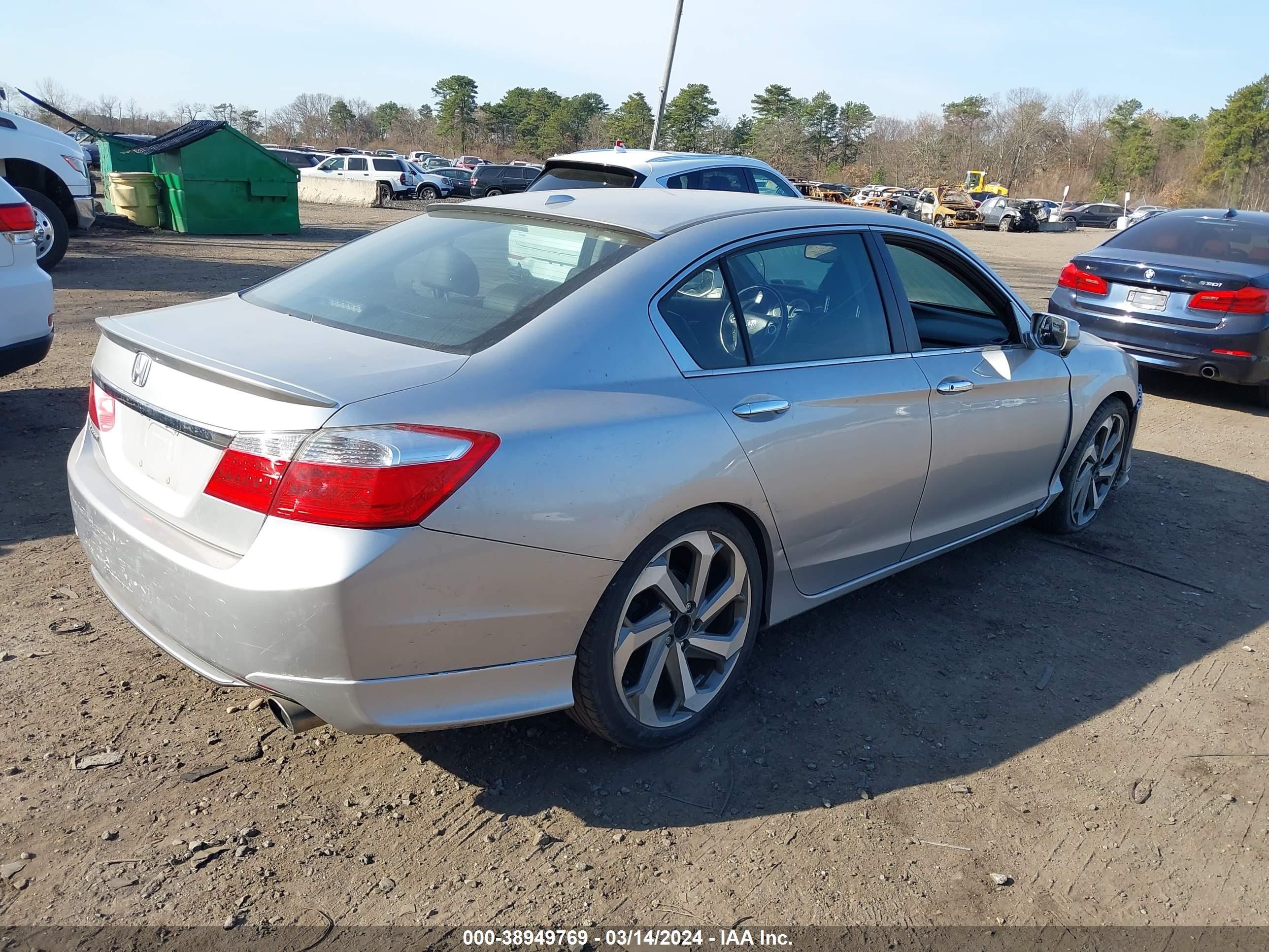 Photo 3 VIN: 1HGCR2F86DA016846 - HONDA ACCORD 