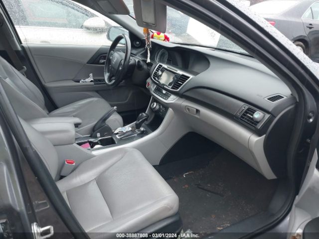 Photo 4 VIN: 1HGCR2F86DA037597 - HONDA ACCORD 