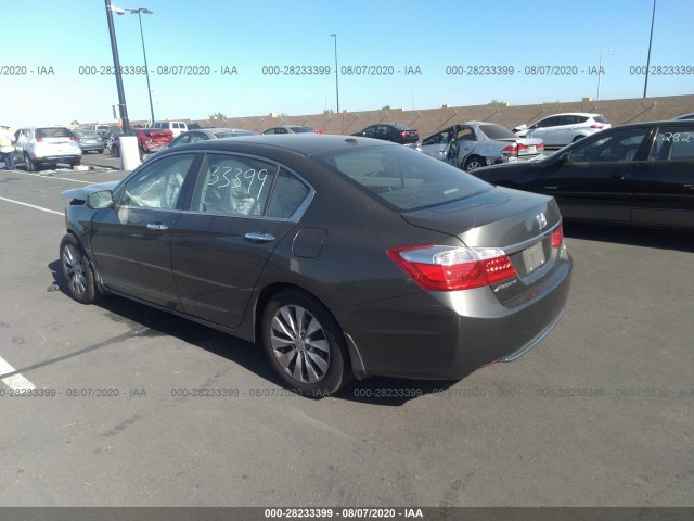 Photo 2 VIN: 1HGCR2F86DA083270 - HONDA ACCORD SDN 