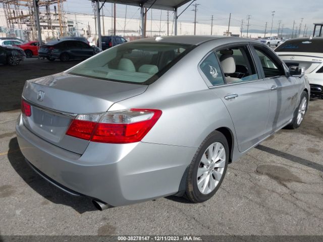 Photo 3 VIN: 1HGCR2F86DA116557 - HONDA ACCORD 