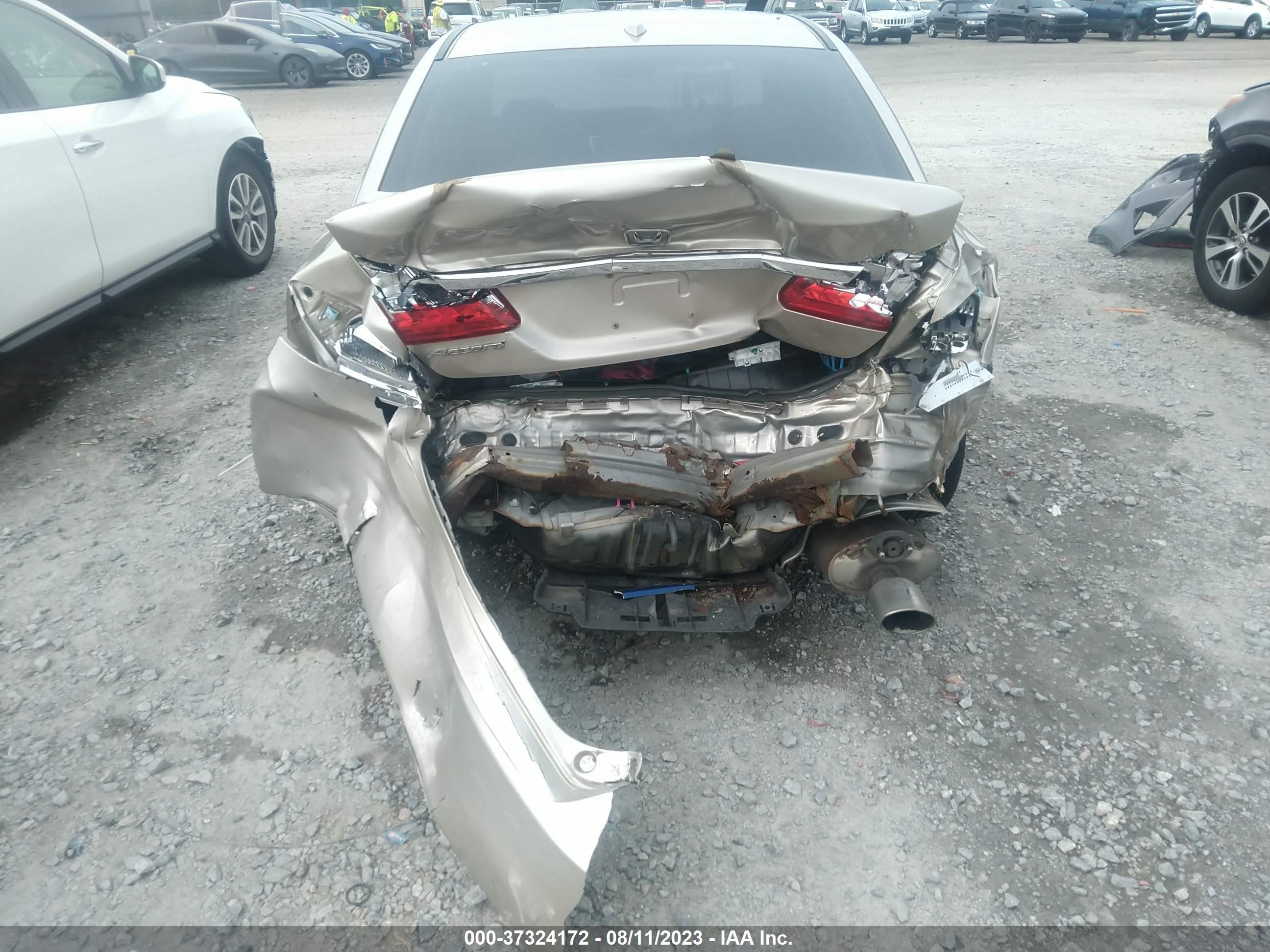 Photo 15 VIN: 1HGCR2F86DA129230 - HONDA ACCORD 