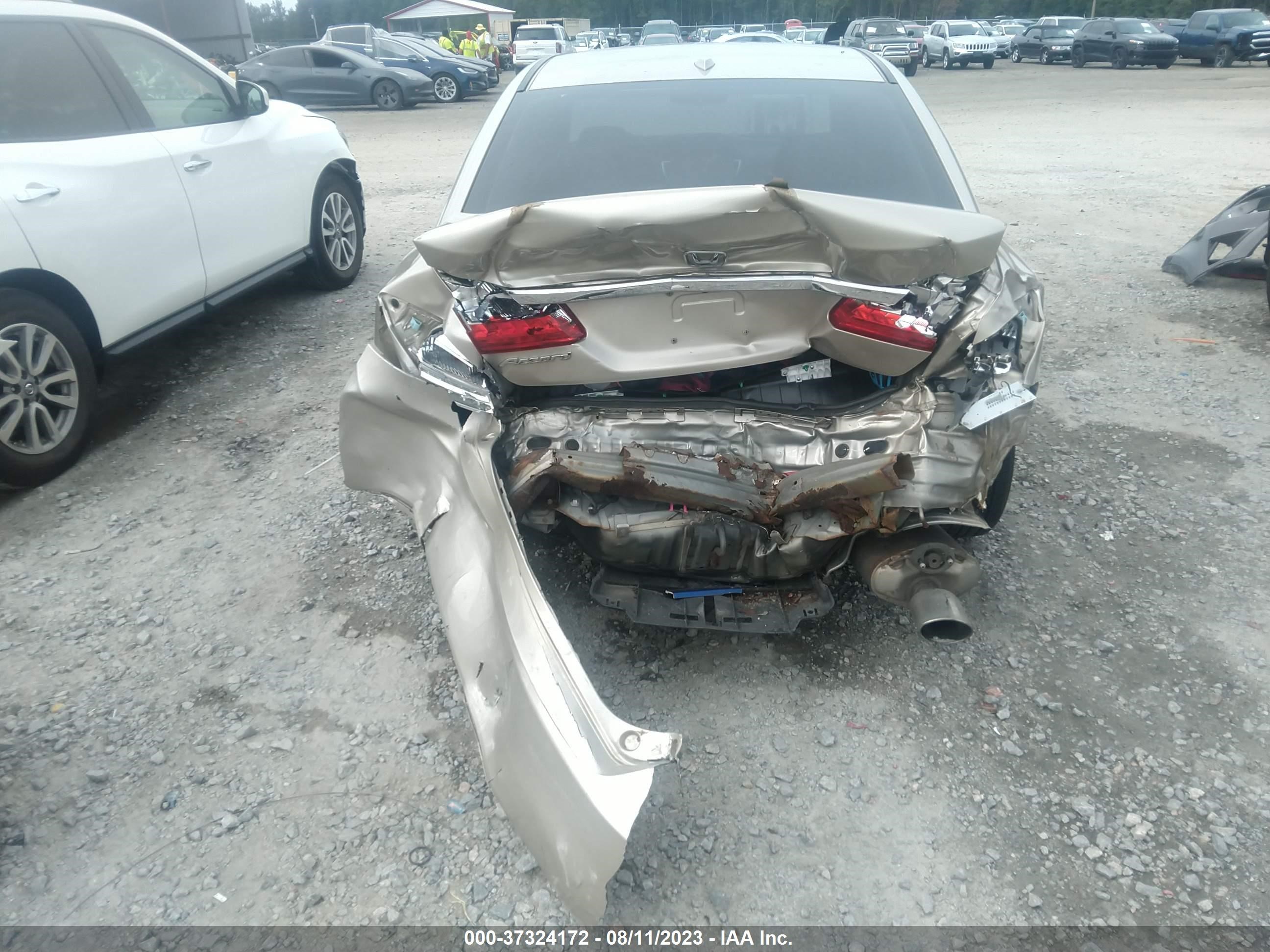 Photo 5 VIN: 1HGCR2F86DA129230 - HONDA ACCORD 