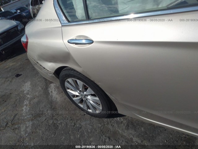 Photo 5 VIN: 1HGCR2F86DA169503 - HONDA ACCORD SDN 