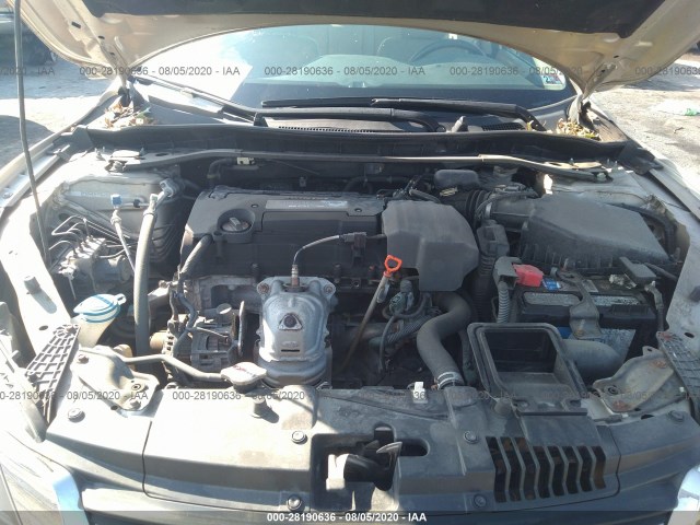 Photo 9 VIN: 1HGCR2F86DA169503 - HONDA ACCORD SDN 