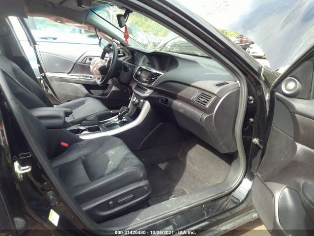 Photo 4 VIN: 1HGCR2F86EA121128 - HONDA ACCORD SEDAN 