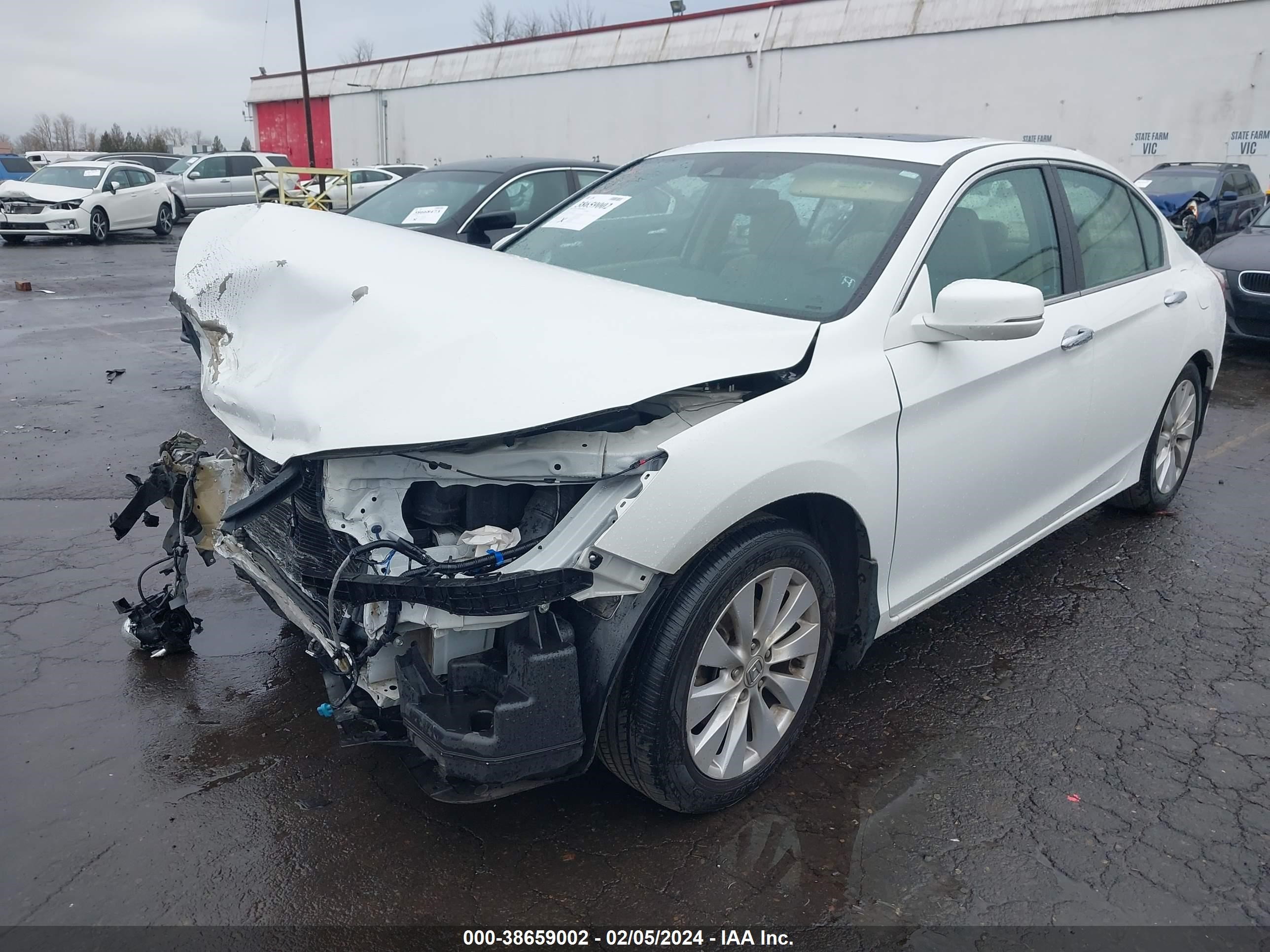 Photo 1 VIN: 1HGCR2F86EA167798 - HONDA ACCORD 